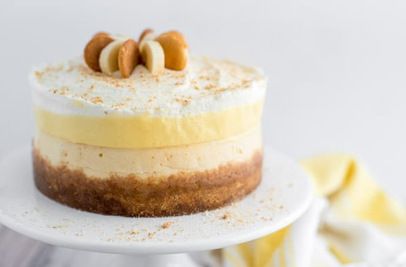 Banana cream cake